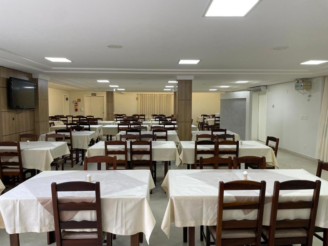 Dona Adelia Hotel E Restaurante Flores da Cunha Exterior foto